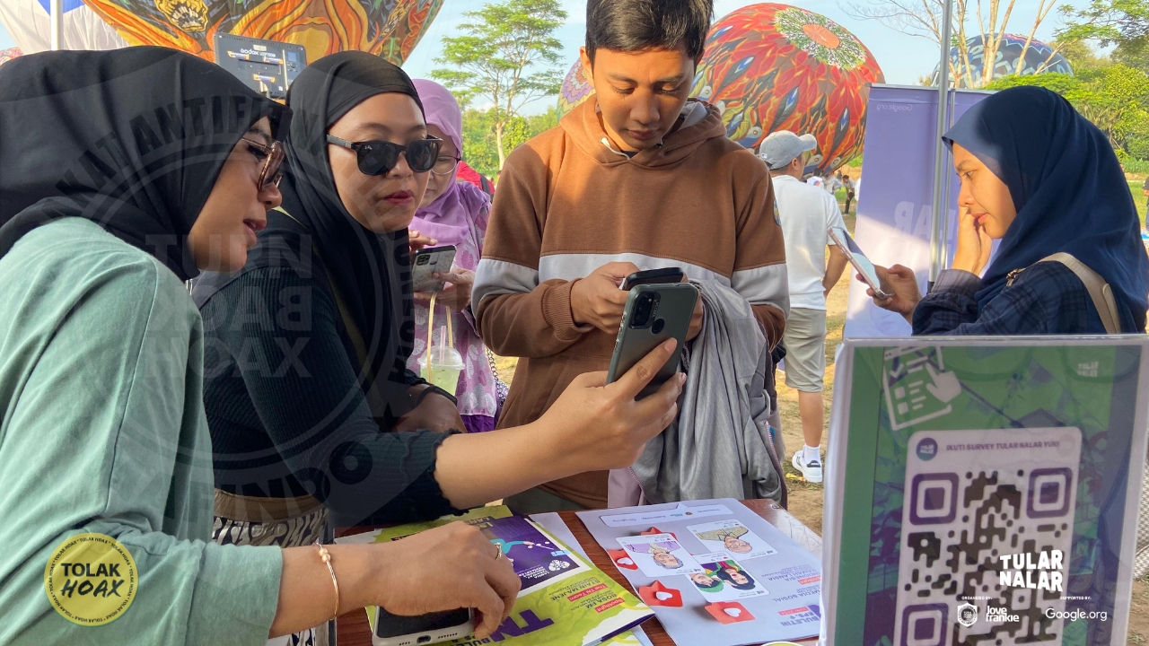 Tular Nalar Mafindo Edukasi Langsung Pada Masyarakat Saat Festival Balon Udara Sleman